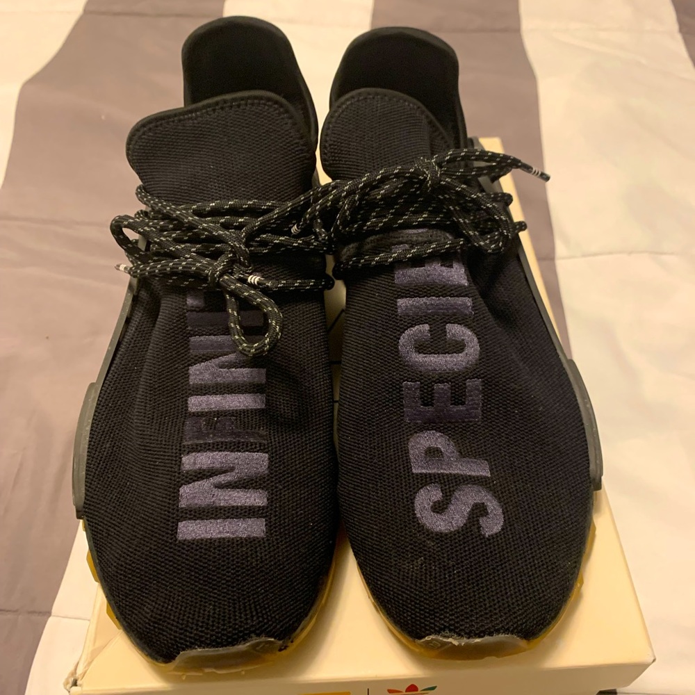 Adidas Human Race infinite species size 10.5